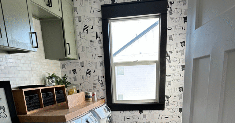 DIY Laundry Room Makeover