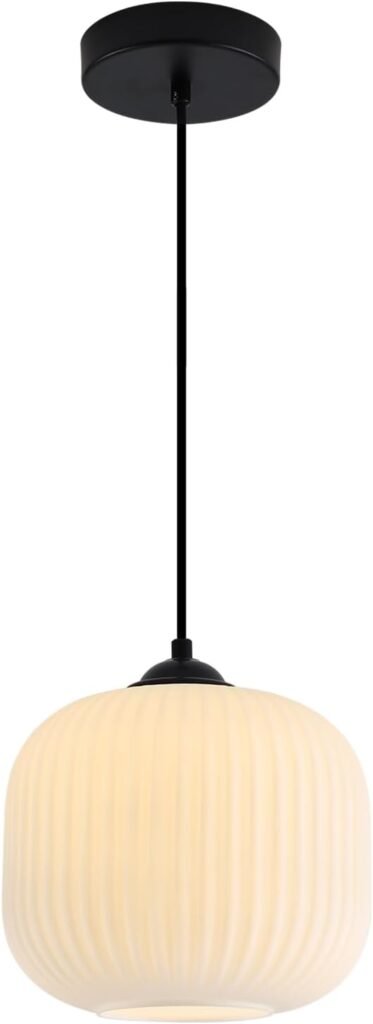 Pendant light with black stem and frosted glass 