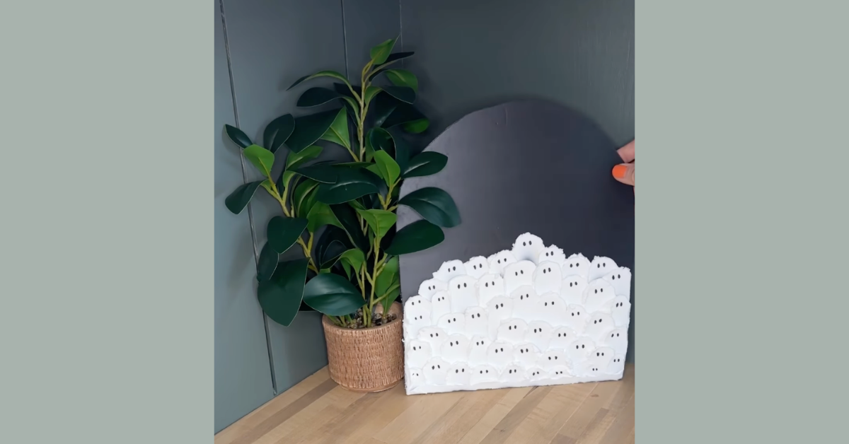 DIY Ghost Art